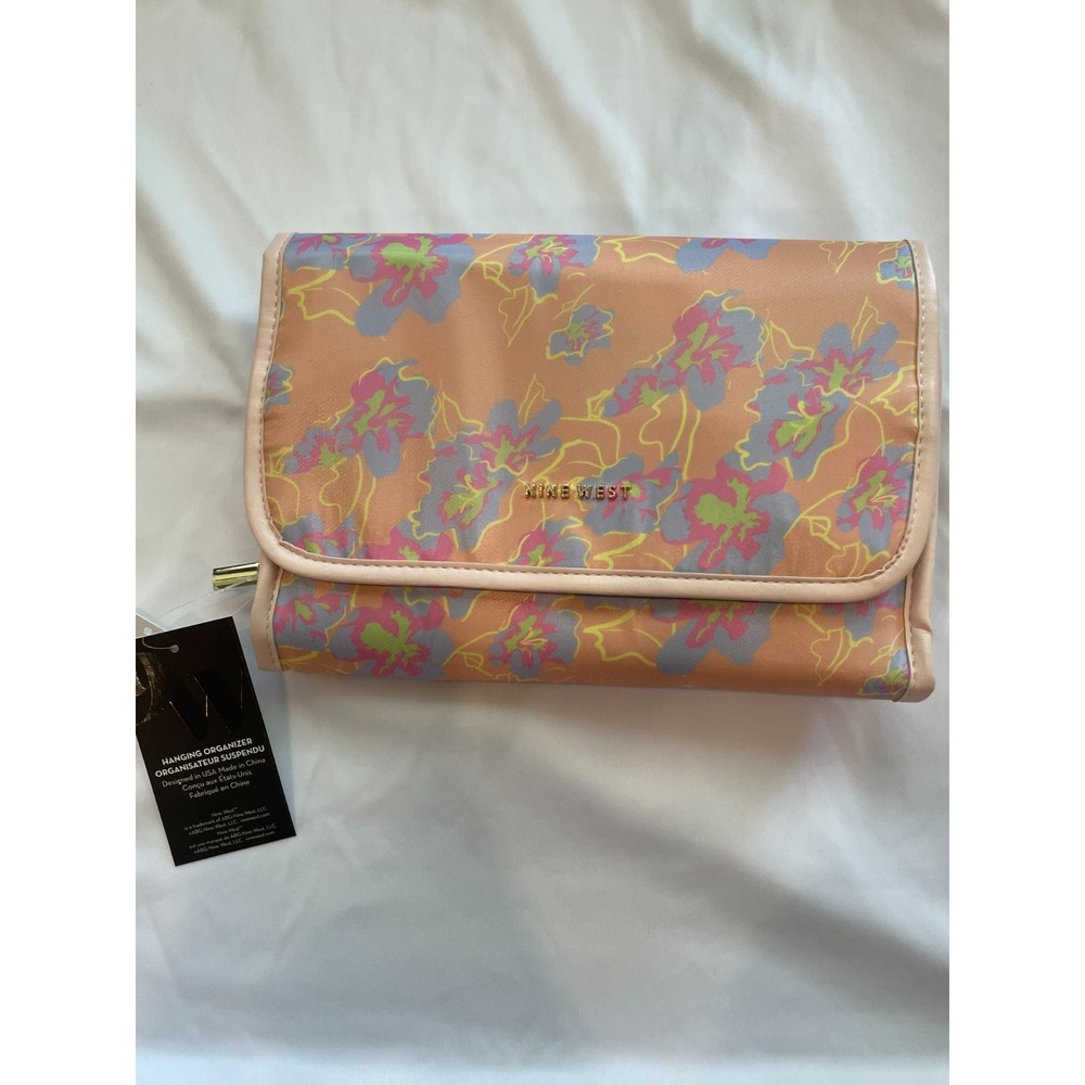 Nine West Hanging Travel Organizer NWT in packaging